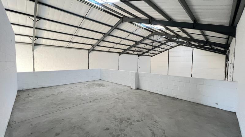 To Let commercial Property for Rent in Killarney Gardens Western Cape